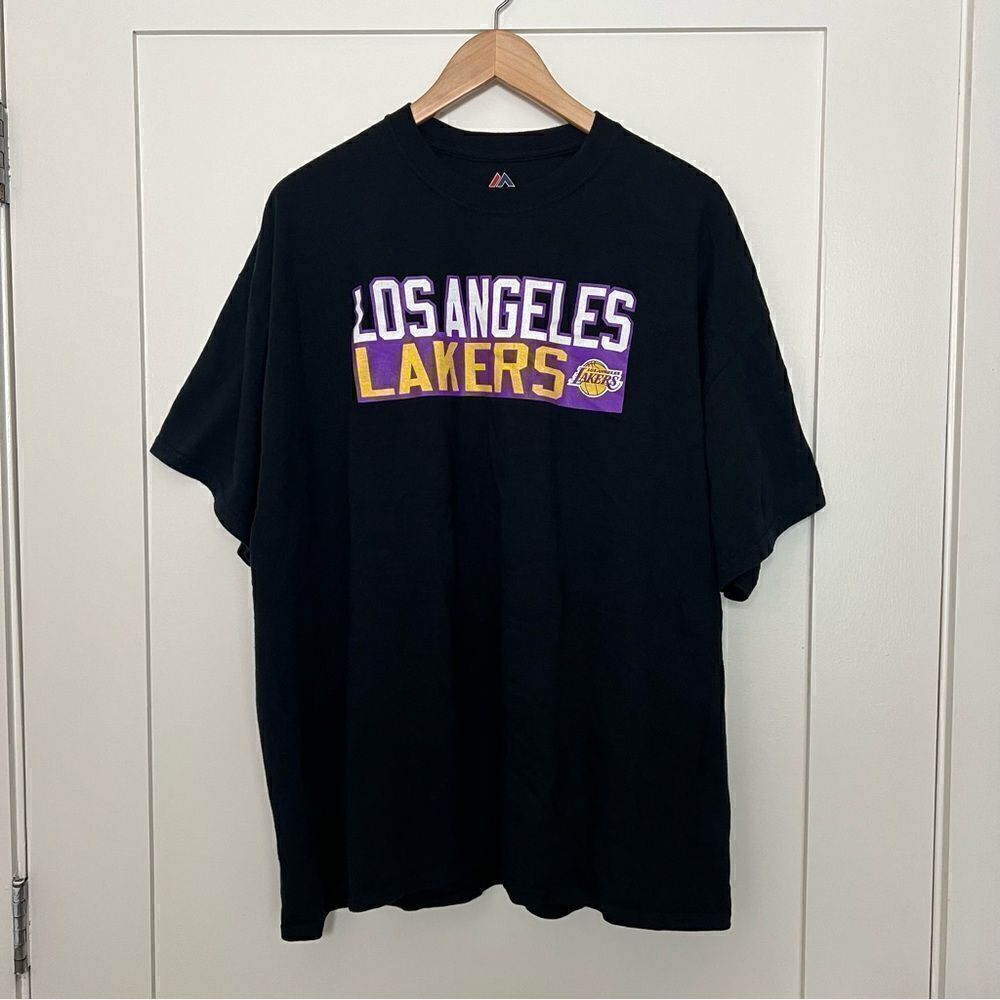 LA Lakers Los Angeles Majestic T Shirt Mens Sz 2XL Black #23 Lerbron James